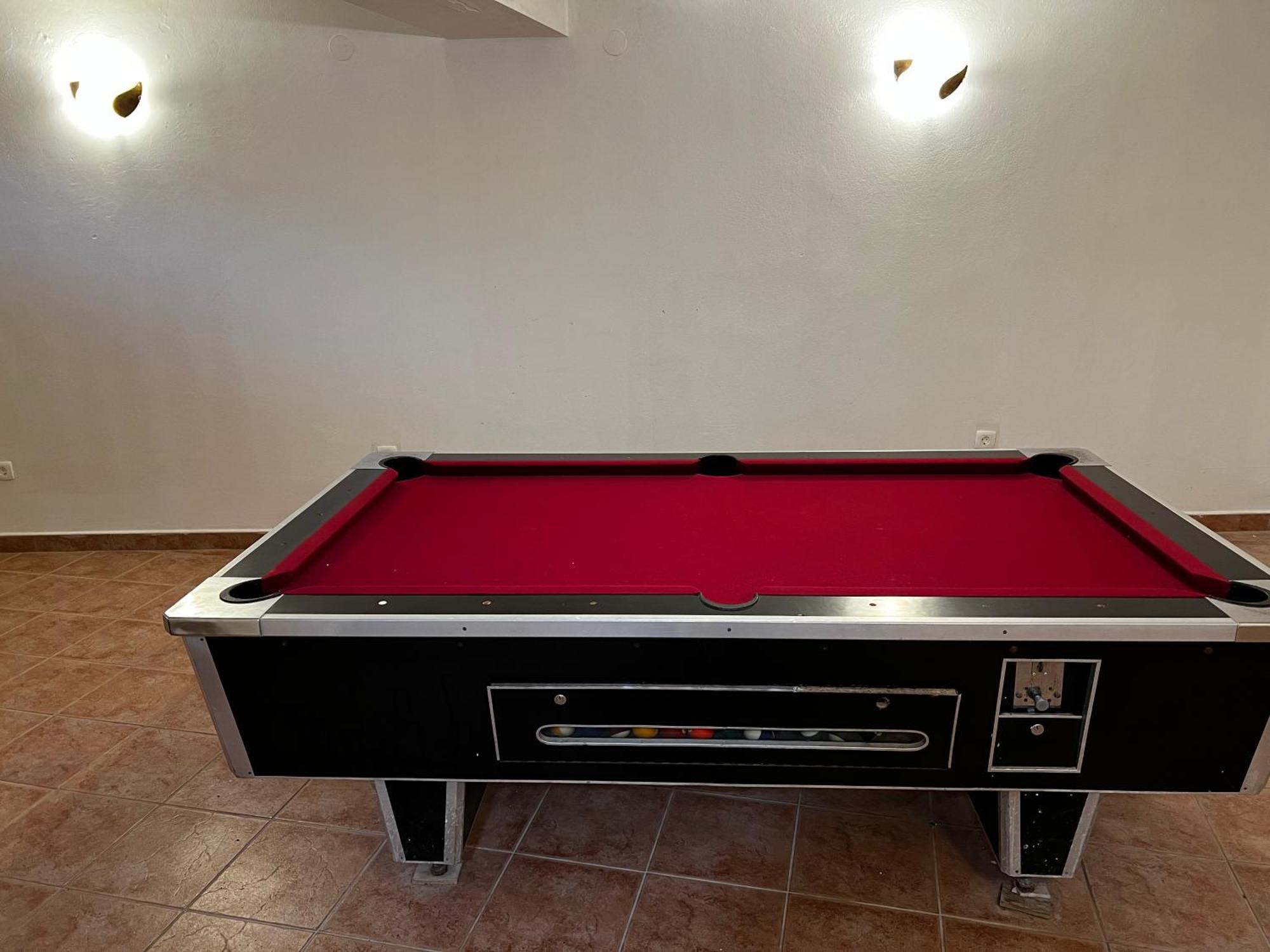 Villa Arena - Pool Table, Table Tennis, Darts & More Pula Exterior photo